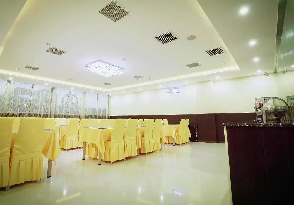 Yishang Holiday Inn