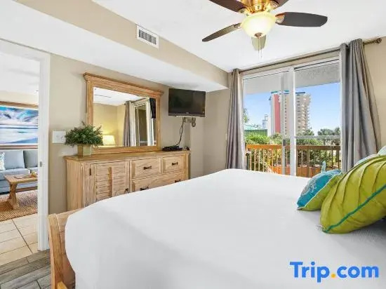 Pelican Beach 217