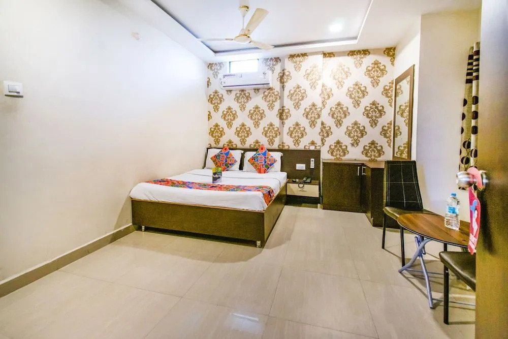 FabHotel SVS Luxury Rooms