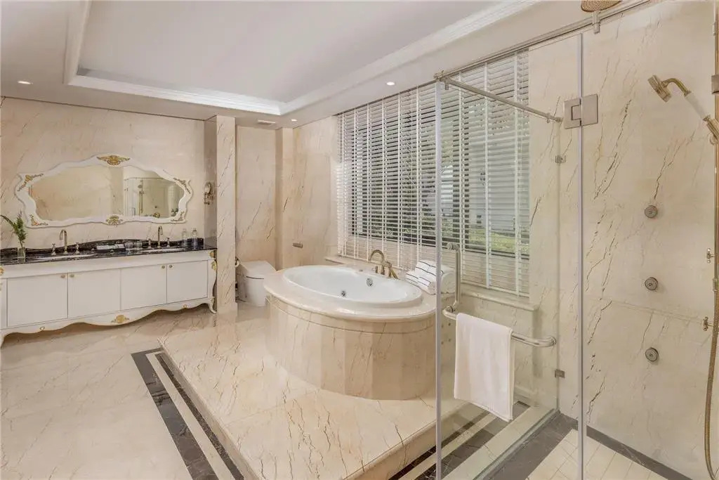 Meliá Vinpearl Hai Phong Rivera