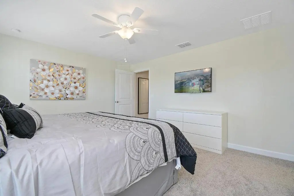 Family Friendly Four Bedroom w Pool 4896 Storeylakeresort