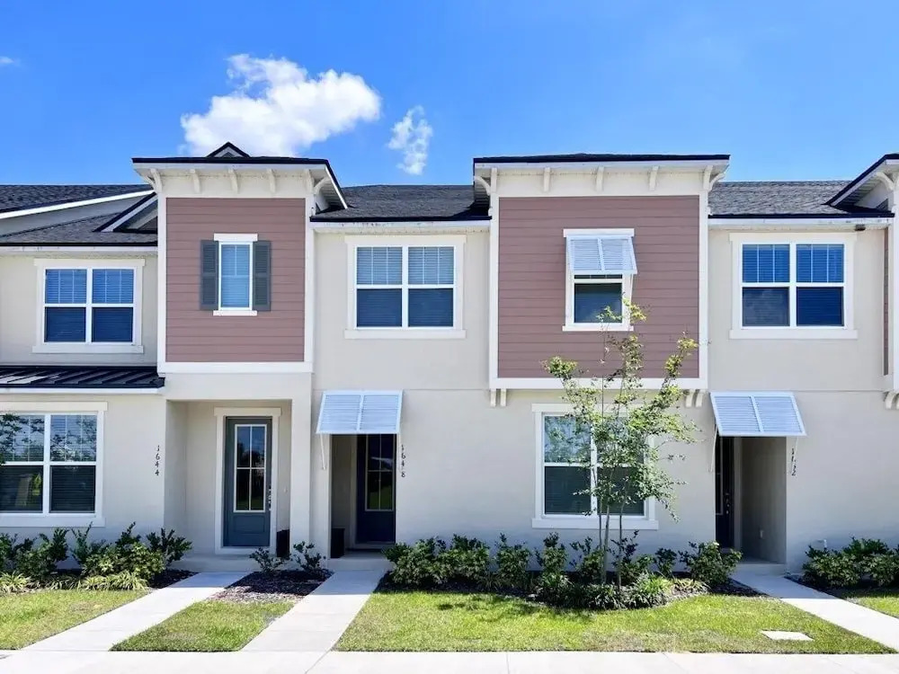 Beautiful Town Home With Splash Pool-1648tpc 5 Bedroom Home by RedAwning