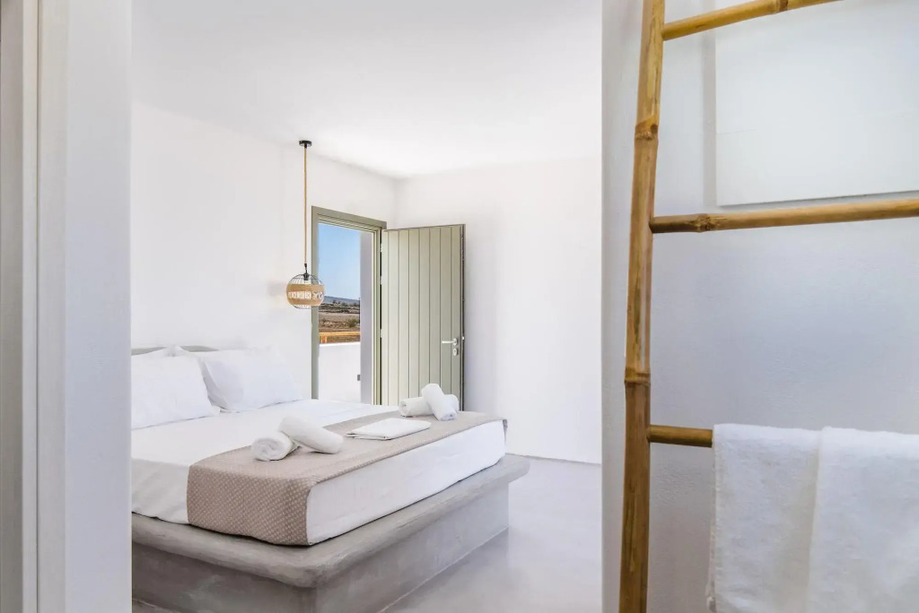 The Amethyst Exclusive Suites Oia