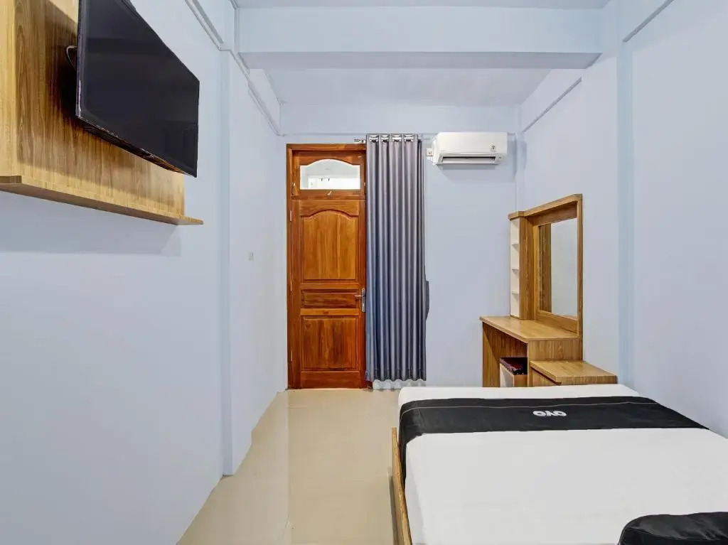 Urbanview Syariah Wisma Nabil Solo
