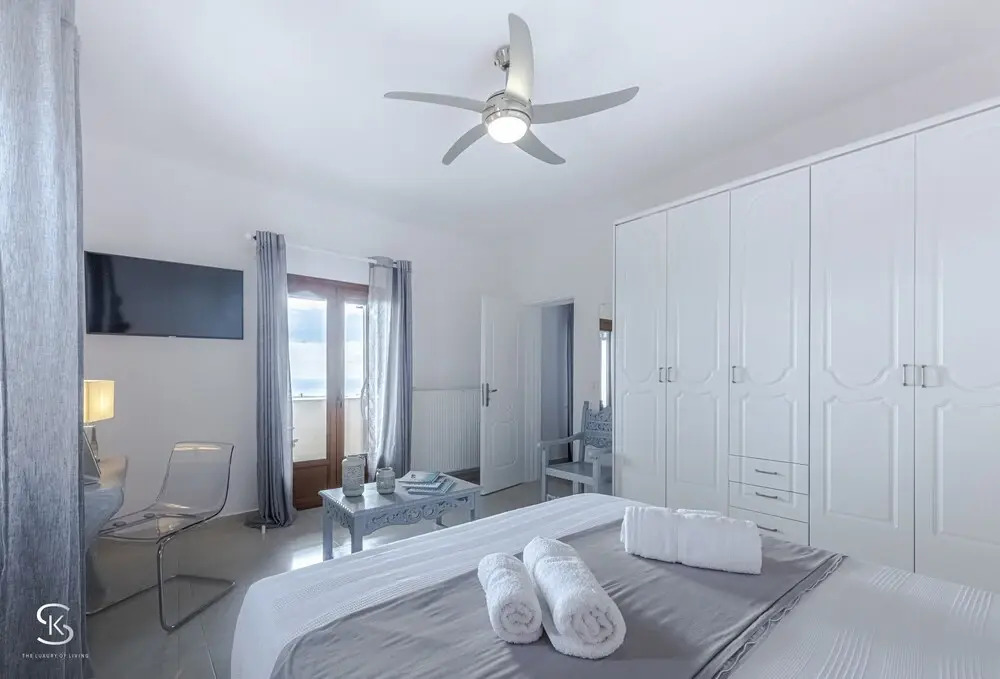 S&K Nayas Luxury Suite Santorini