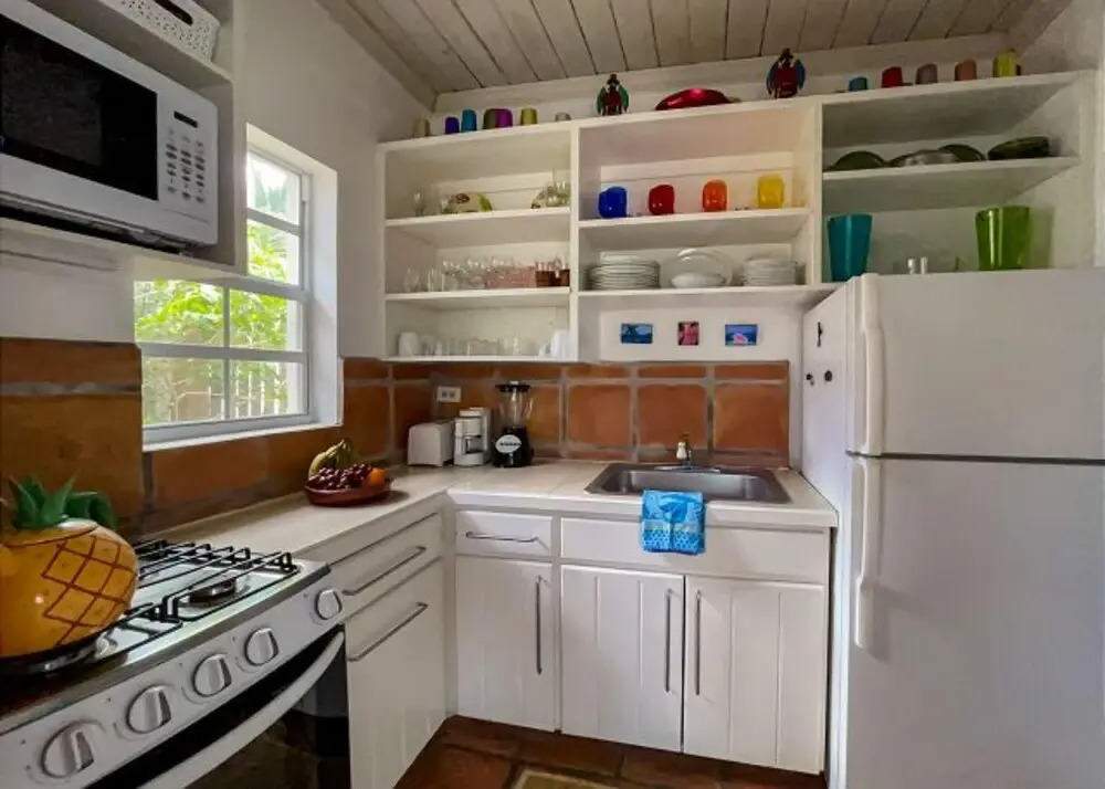 Folly & Guest House by Eleuthera Vacation Rentals
