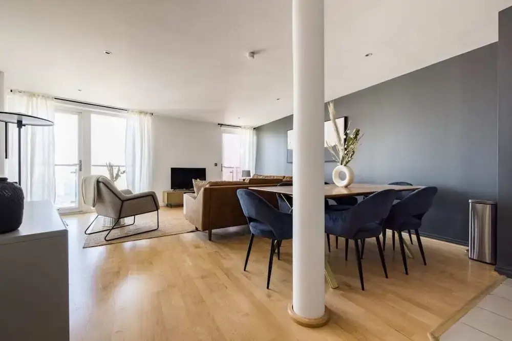 The Nine Elms Lane Arms - Stunning & Bright 2bdr Flat With Balconies