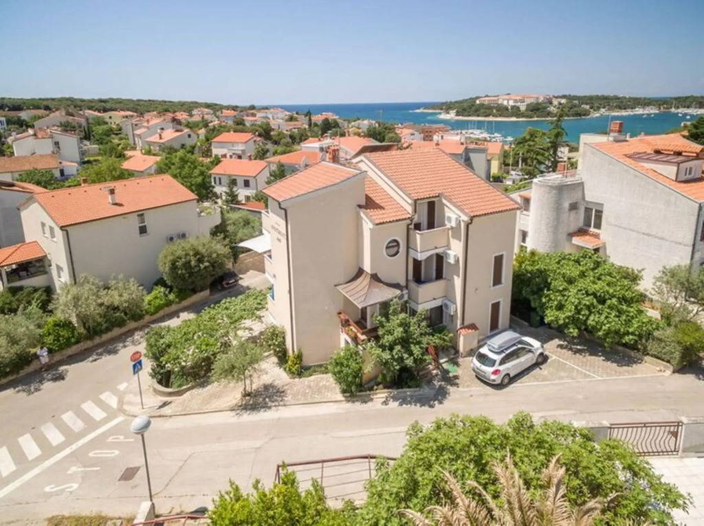 Apartments Antic
