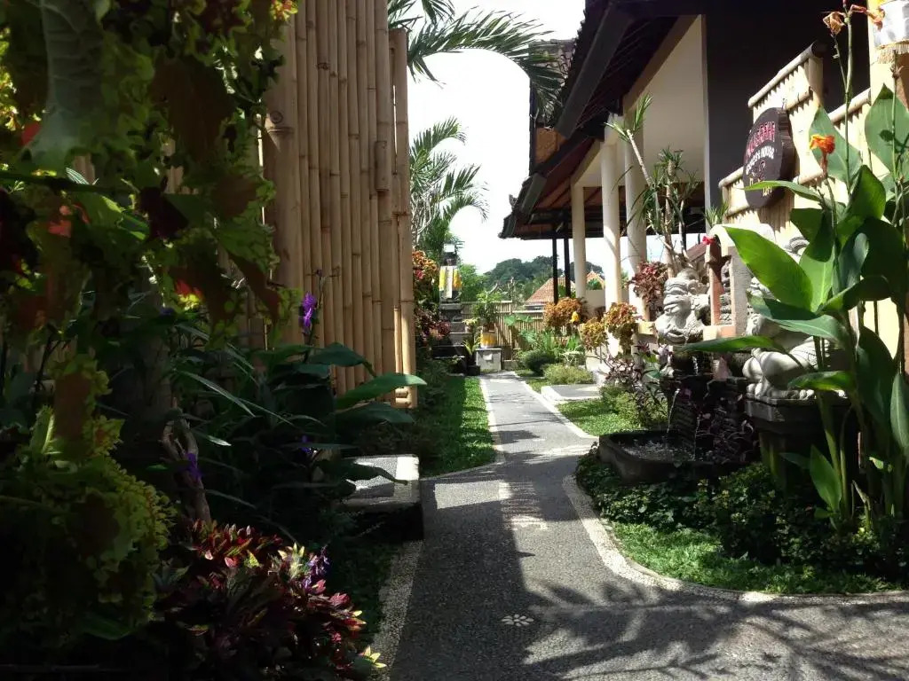 Nugraha Guest House 2