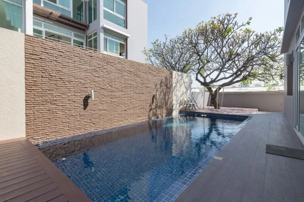 Luxury Pool Villa at Golden Sea Hua Hin