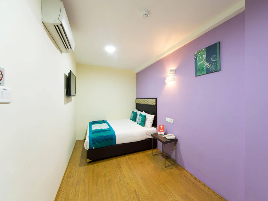 Fine Hotel
