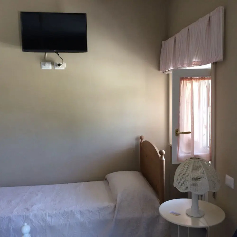 Villa LOttagono- appartamento privato con Wifi e parcheggio telecamerizzato
