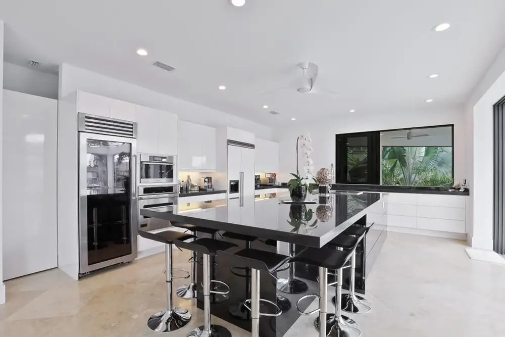 Buttercup Ct. 92, Marco Island Vacation Rental 3 Bedroom Home by Redawning