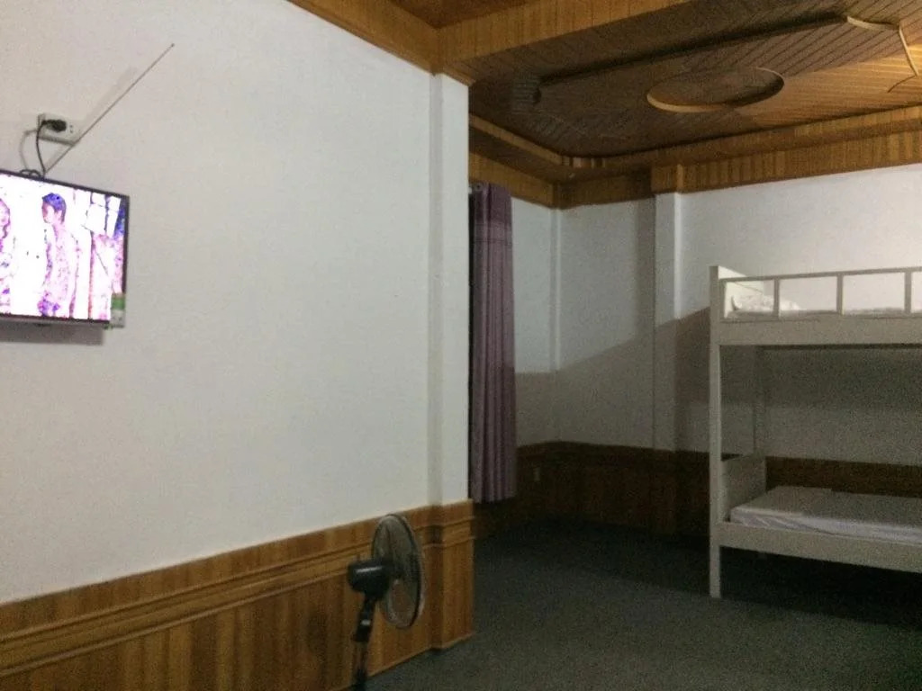 Dozy Hostel