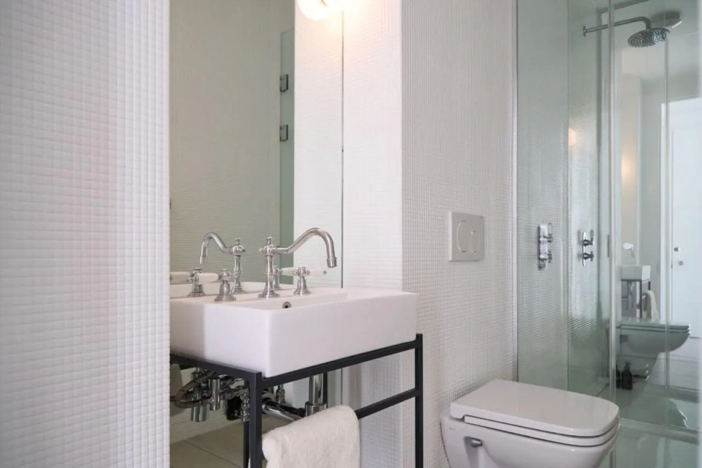 Luxury West London living in Loftus Road London