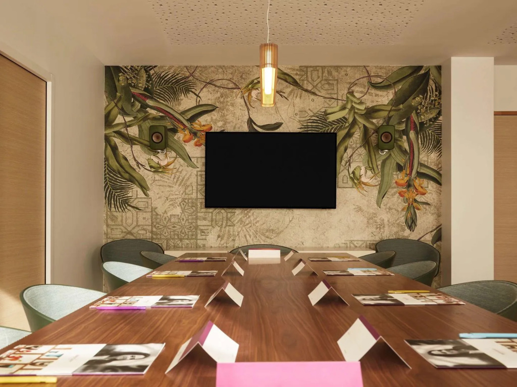 Mercure Avignon TGV Hotel & Spa
