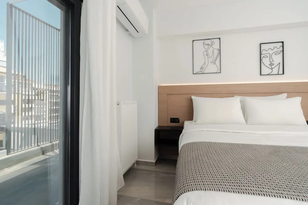 TOWER 15 Suites