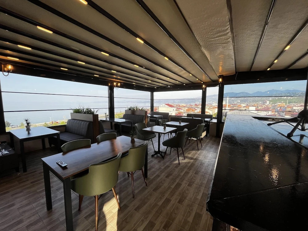 Avni Bey Otel