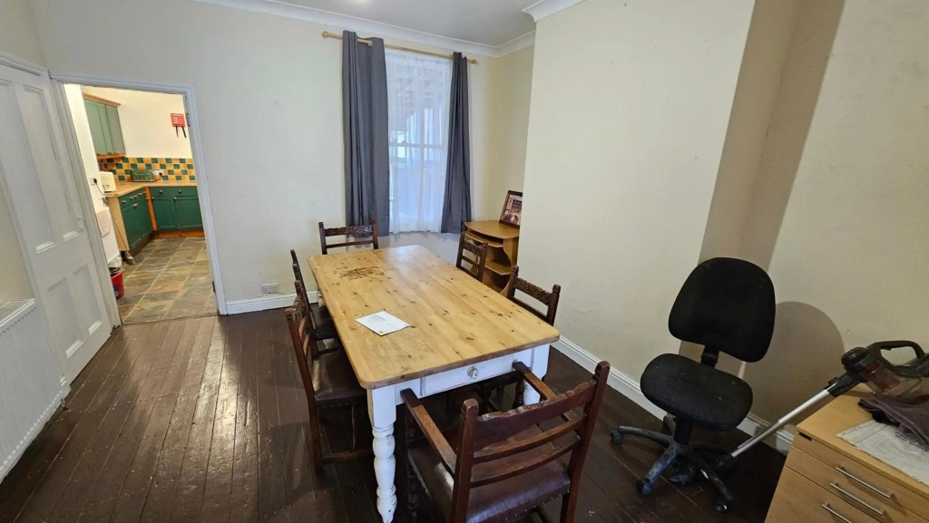 Sherwood Terrace 3 Bedroom 5 Single Beds Entire Property