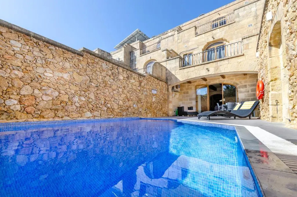 Gozo Villa Near Beach w Private Pool AC BBQ