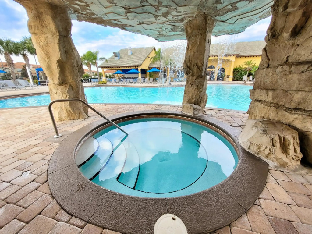 6Br 6Bath Pvt Home Pool 10min Disney 3282ft