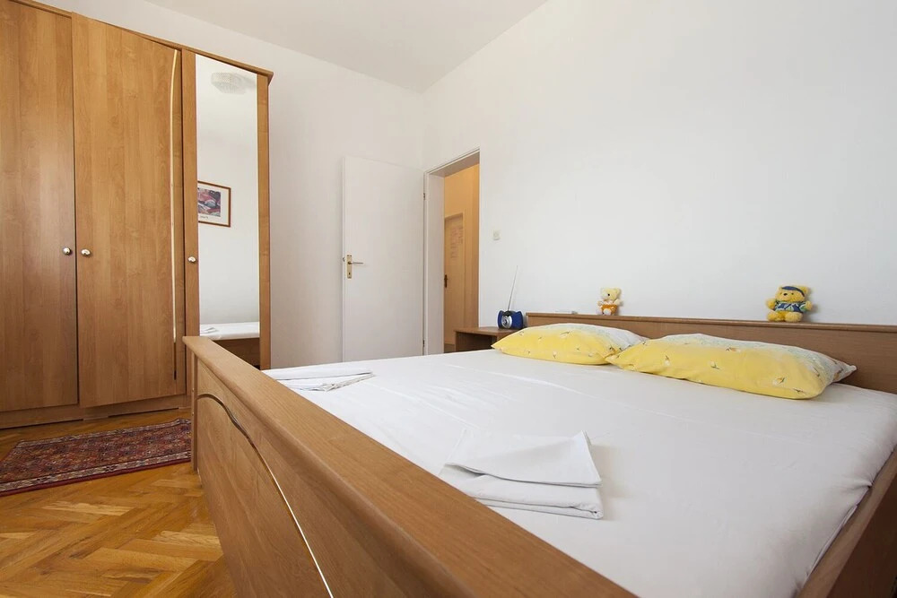 Zoran - 400 m From Beach - C3