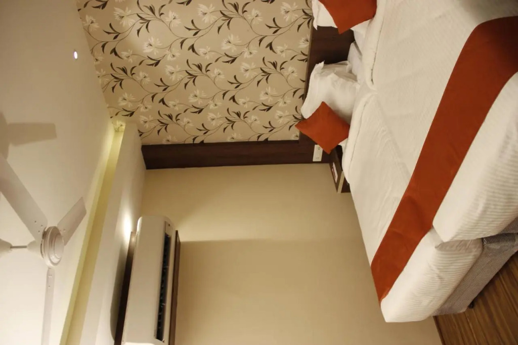 Regenta Inn Larica