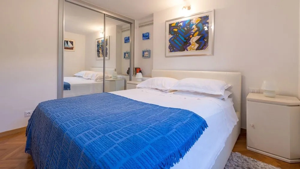 Apartment Mair