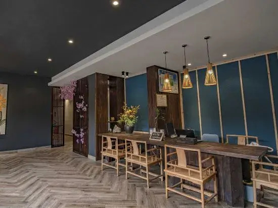 Wuyi Shanshuizhuang Inn