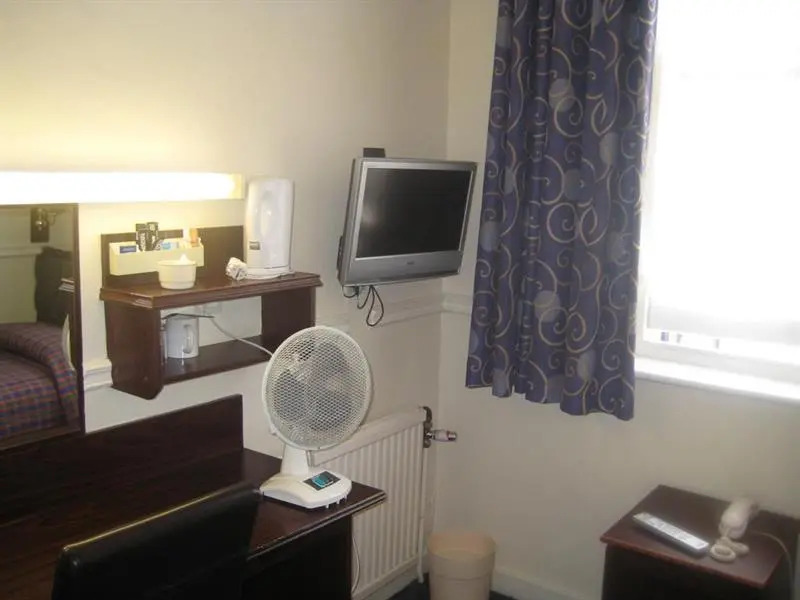 Hallam Hotel