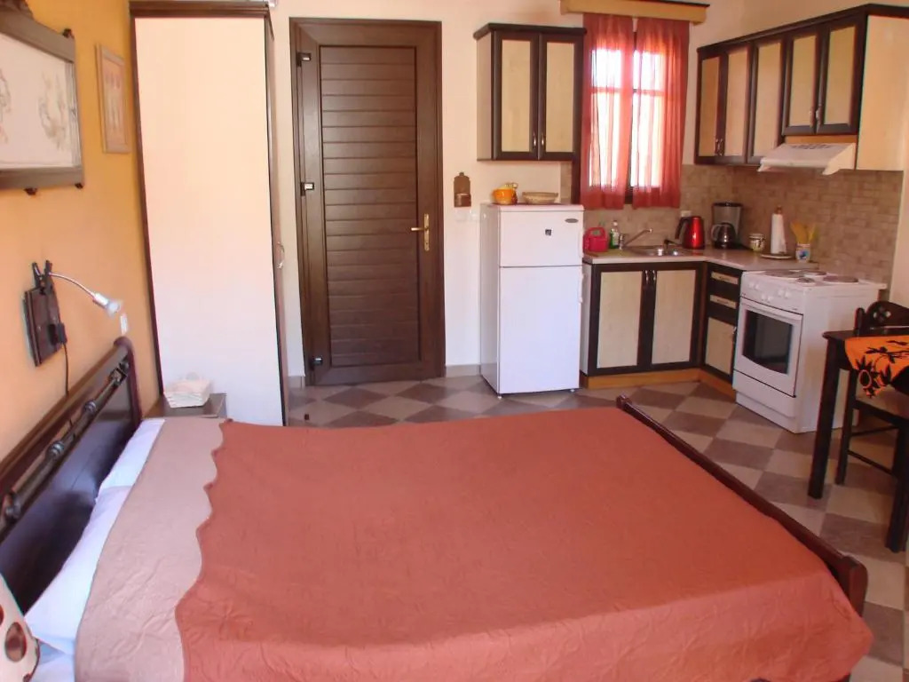 AnnaDes Apartments & Studios Chios