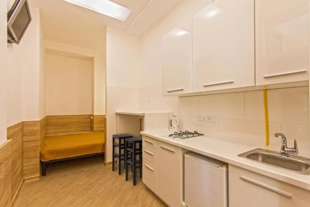 Economy Apartment on Krehivska 7 near FORUM LVIV