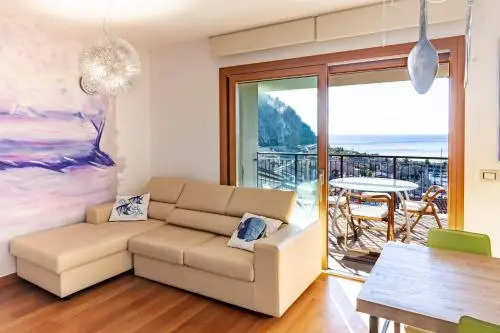 Portopiccolo Avolare Apartments in panoramic terrasses, beach included