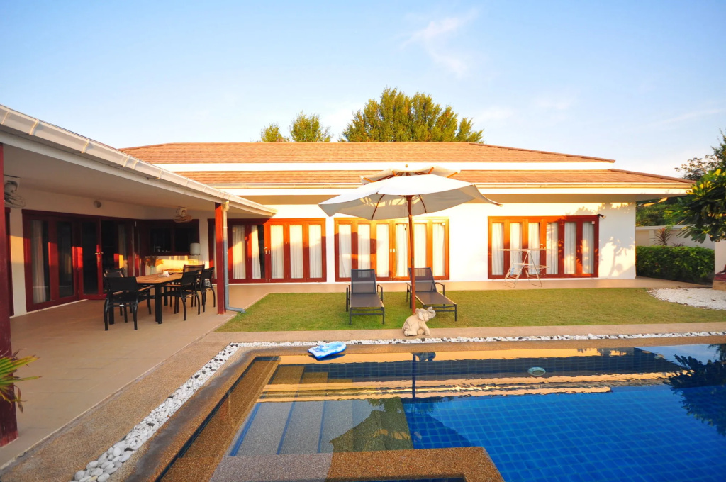 ปุณิกา พูล วิลล่า หัวหิน Punika Pool Villa Hua Hin