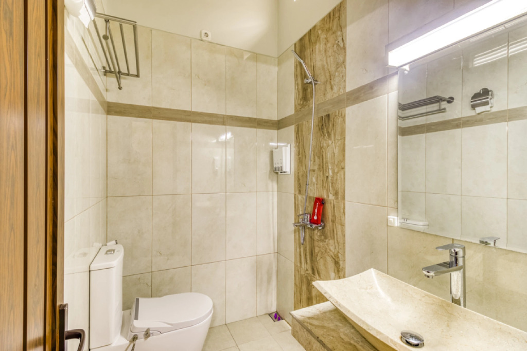 RedDoorz Plus near Gembira Loka Zoo 2