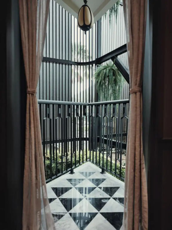 Hotel Verdigris