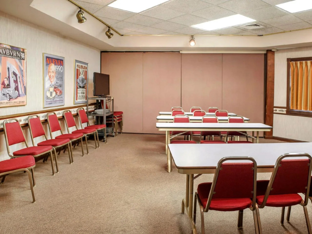SureStay Plus Hotel by Best Western Auburn