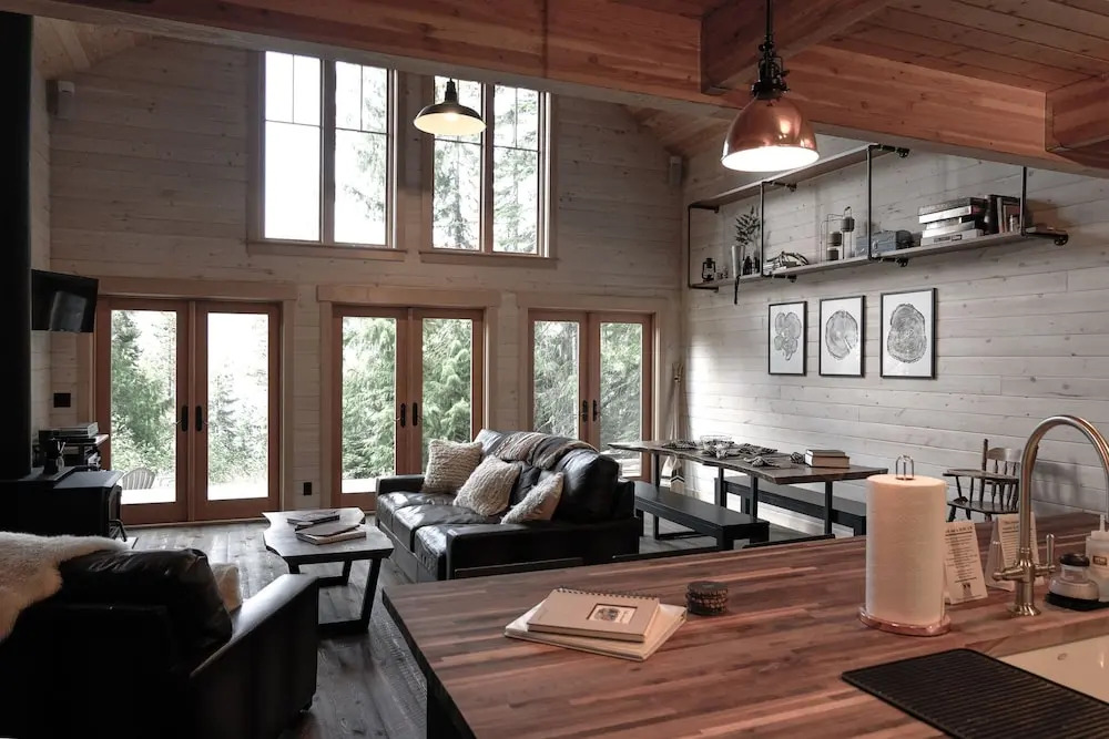 Cedar Brae Chalet Chalet 2 NW Comfy Cabins
