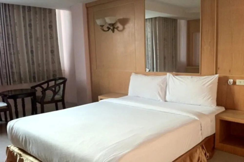 Sky Park Hotel