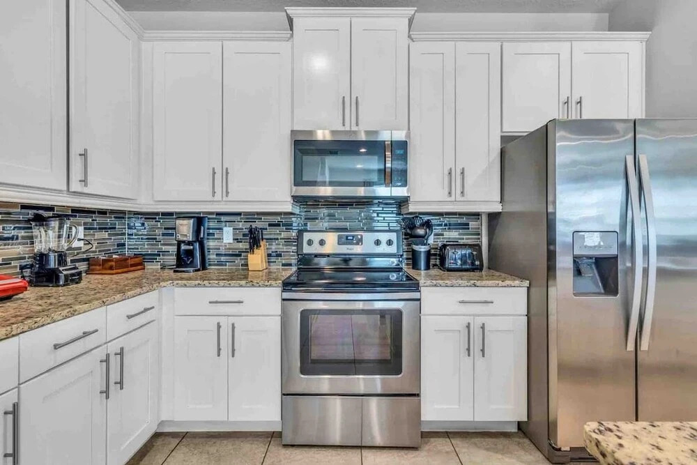 Chic 8BR All Suites With Pool and Game Room