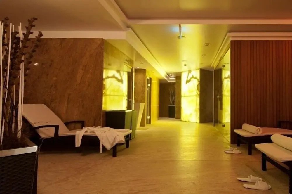 Hotel Zur Burg