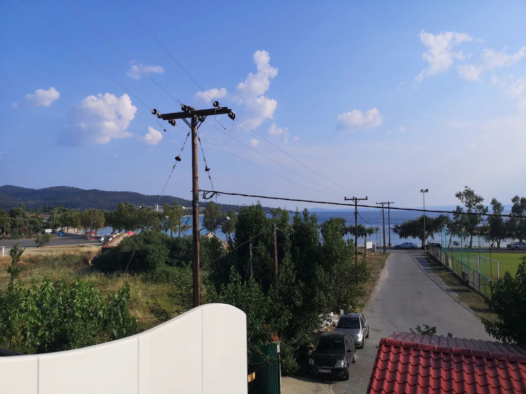 Gyalos Beach Front Aparthotel