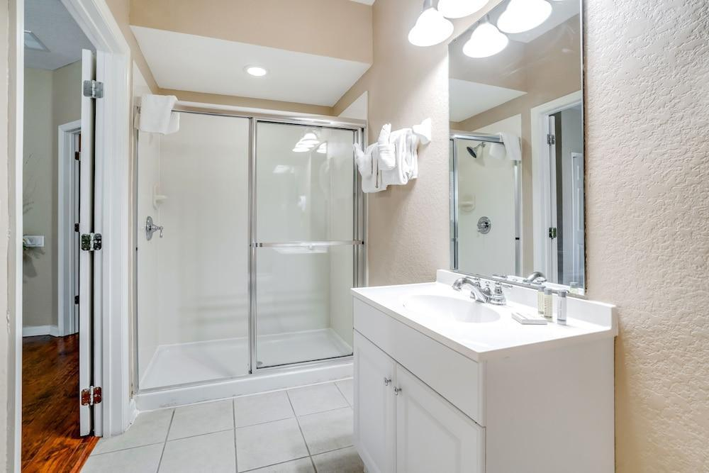 Vista Cay 3 Bedroom VC3BG