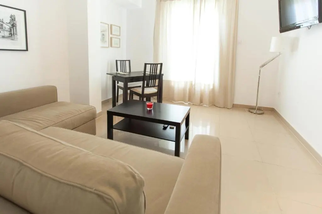 Apartamentos Diaber Laraña