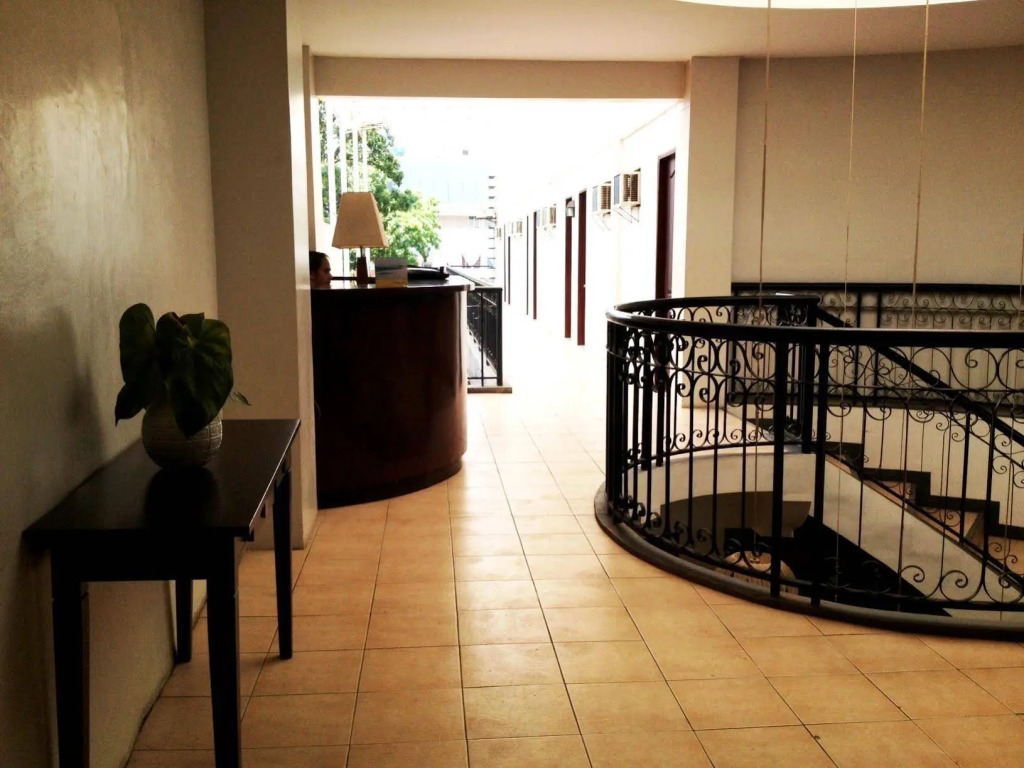 Plaza Star Business Hotel