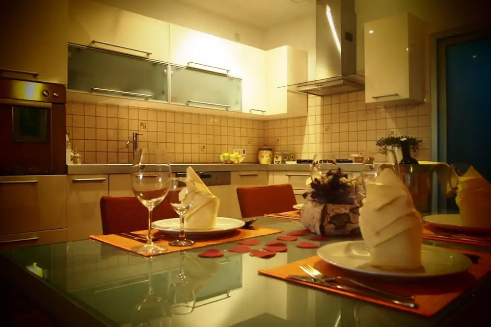 Apartments by the sea Makarska - 21425