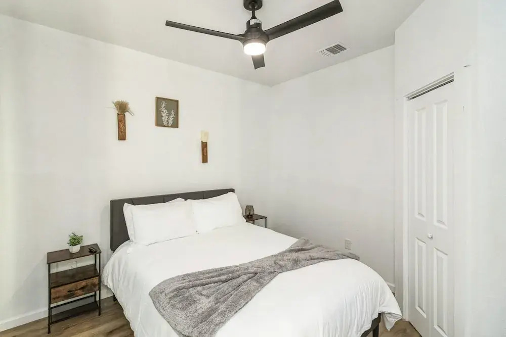 Stylish 4BR Home Family-friendly Near Downtown