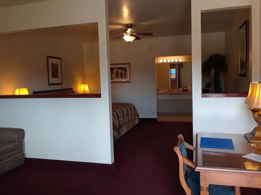 Cedar Glade Resort