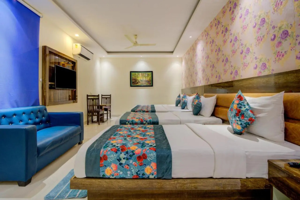 Hotel HSP Suites - Near IGI Airport, New Delhi