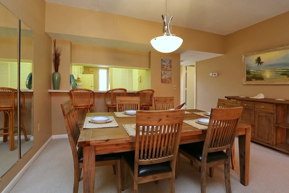 Playa Encantada 214 2 Bedroom Condo by RedAwning